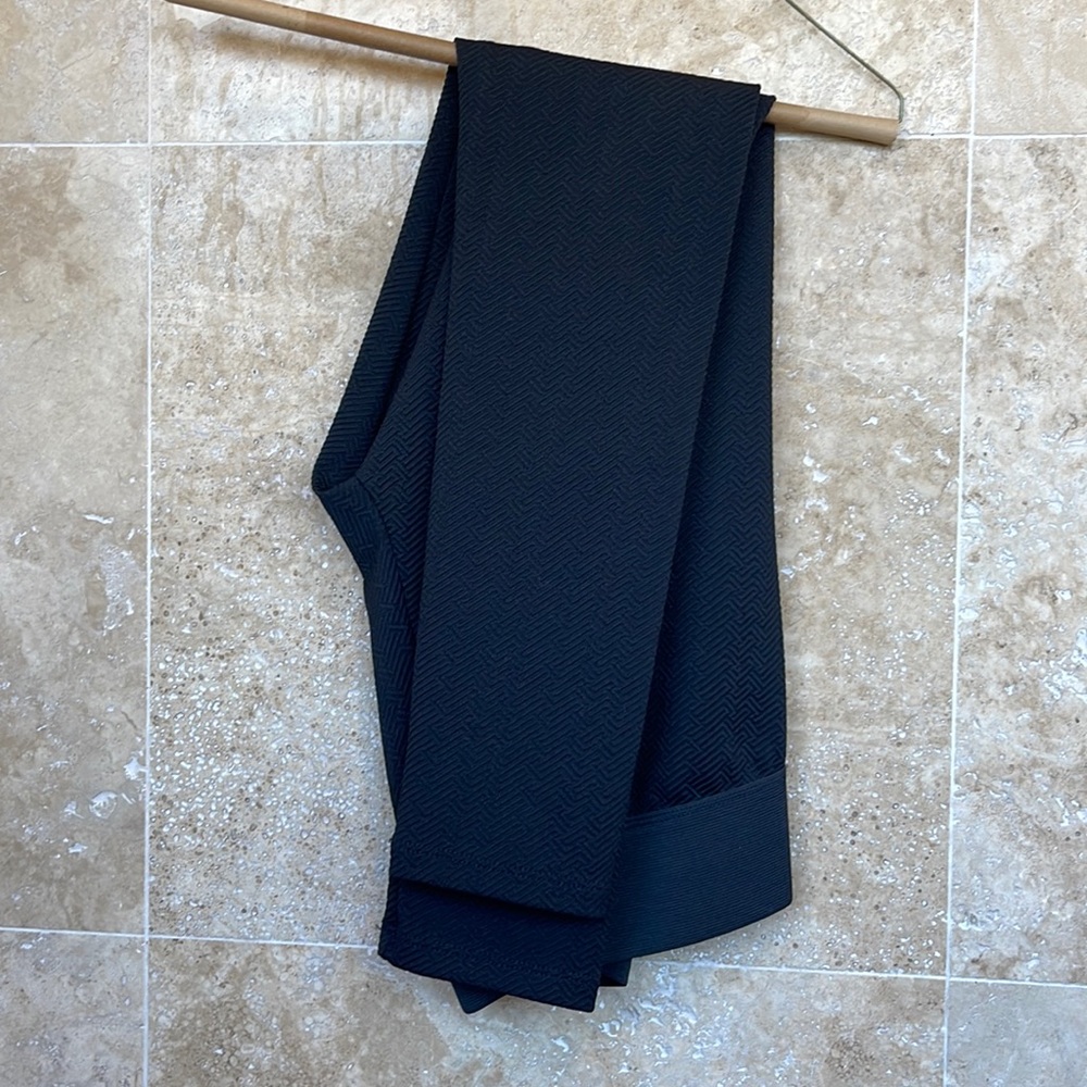 Copper Key, medium, Black Leggings